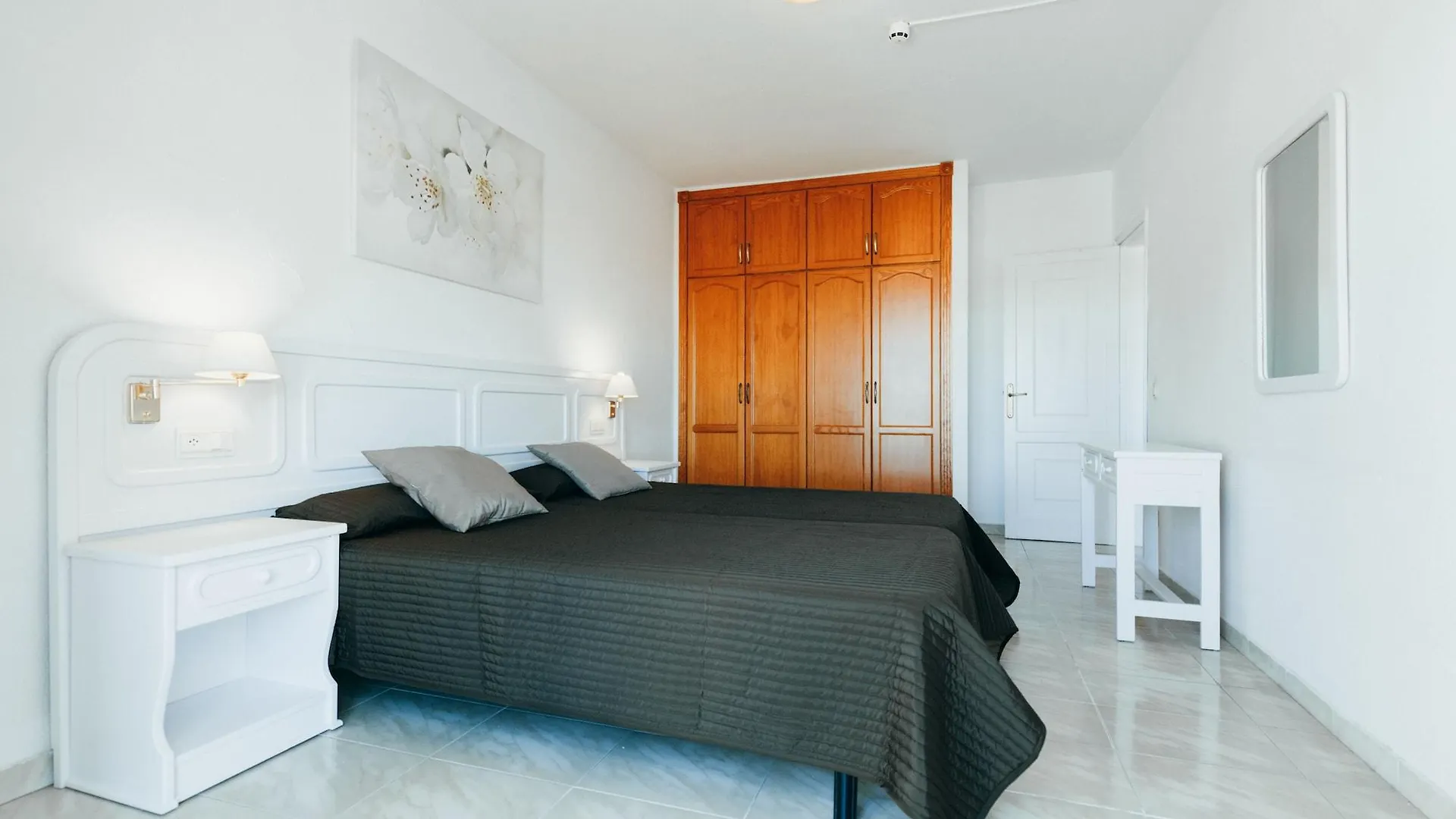 אדחה Aparthotel Neptuno Costadeje דירה