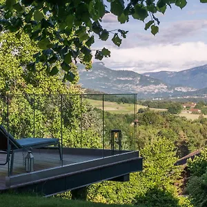 la-villa-du-lac-annecy.hotels-rhonealpes.com/
