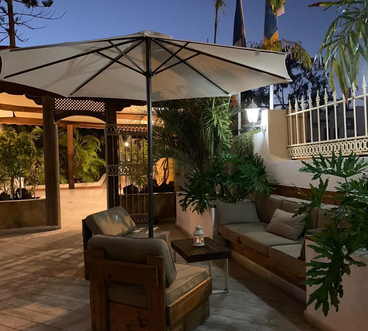 Aparthotel Neptuno Costadeje Costa Adeje  3*, Costa Adeje (Tenerife) Ισπανία